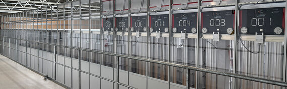 SSV-Kroschke AutoStore mit Roboter von oben